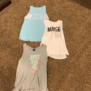 Women’s Nike tank tops